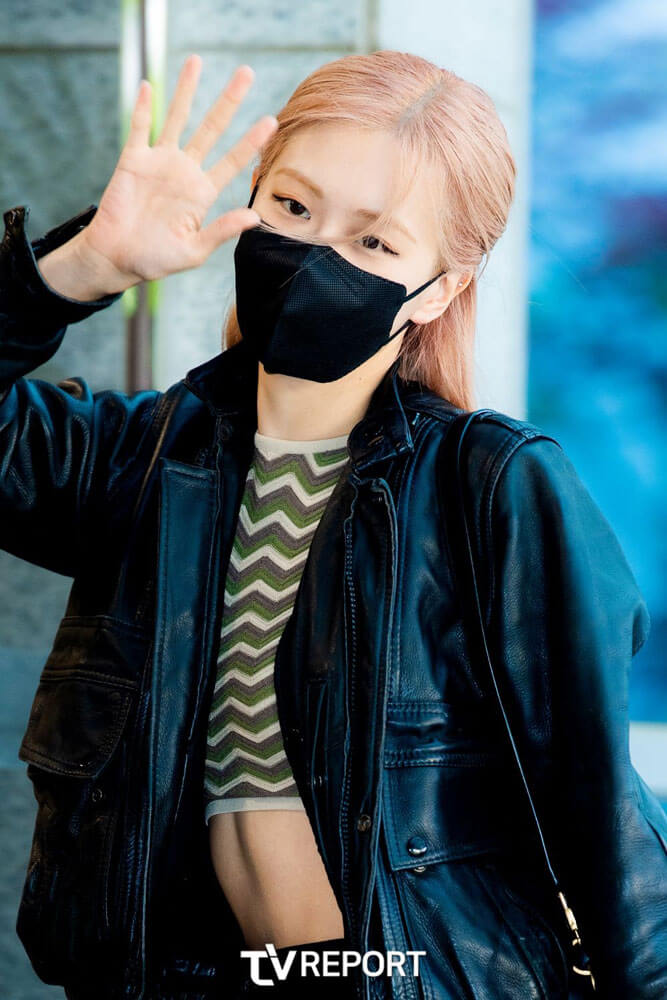 Rose Black Leather Jacket Blackpink Airport Fashion
