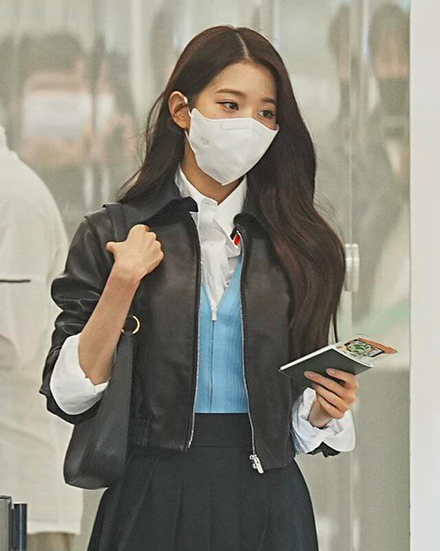 Jang Wonyoung Black Cropped Leather Jacket
