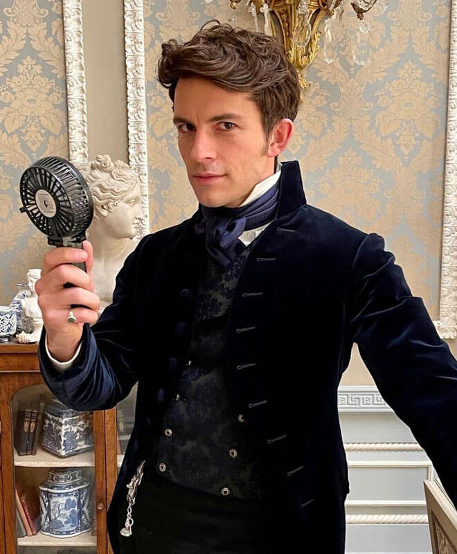 Anthony Bridgerton Blue Velvet Coat S02